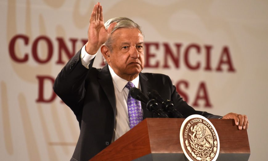 a0629ecf28999f46a8-191113-amlo-em-3-870×522