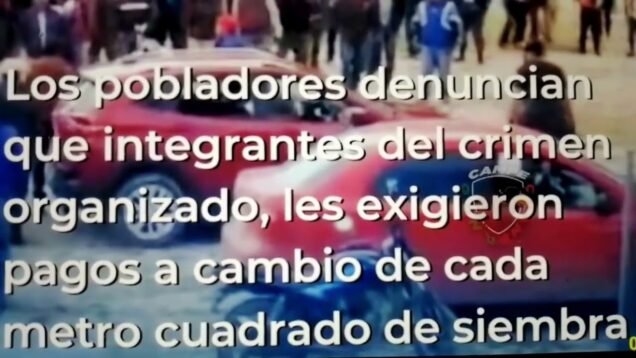 Una comunidad cansada de pagar cuotas a criminales toma la justicia en sus manos